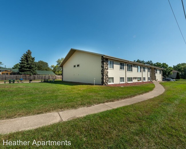 Foto del edificio - 2941-2941 113th Ave NW