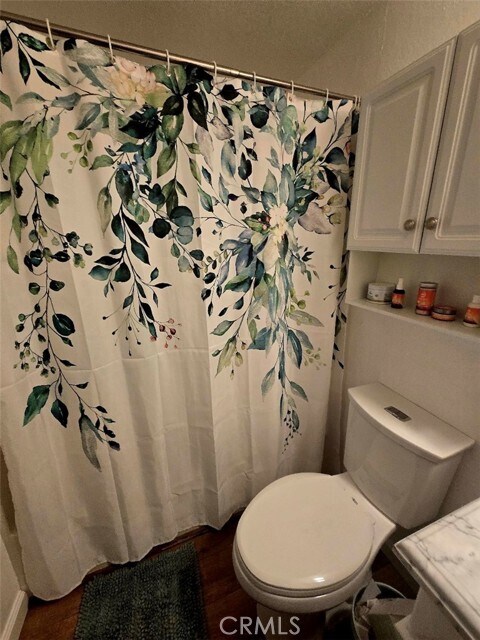 Foto del edificio - 565 Lori Dr