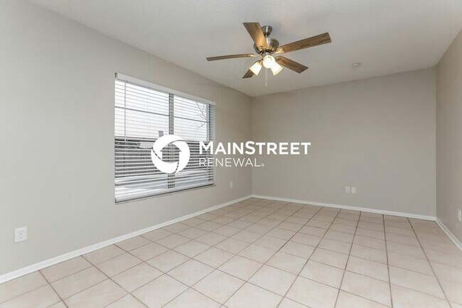 Building Photo - 3 Bedroom Pet-Friendly Home in CASSELBERRY, FL with Main Street Renewal