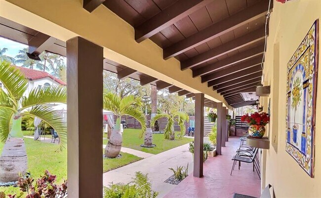 Foto del edificio - 2625 NE 13th Ct