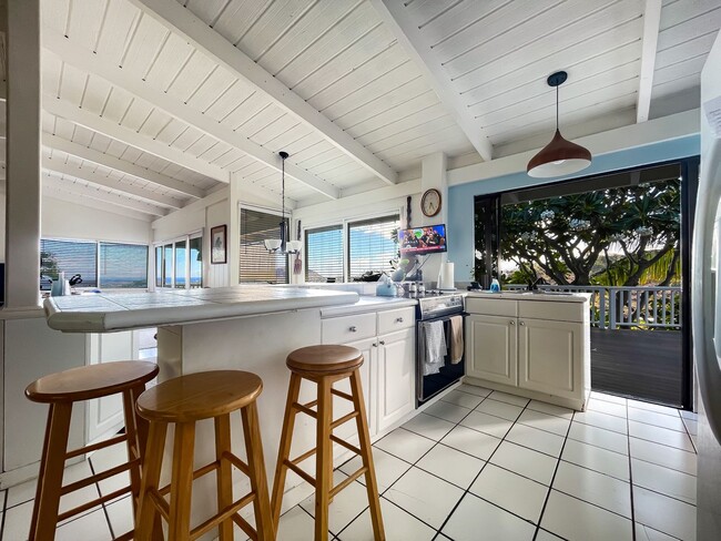 Building Photo - Furnished Wailae Nui Ridge Home with Direc...