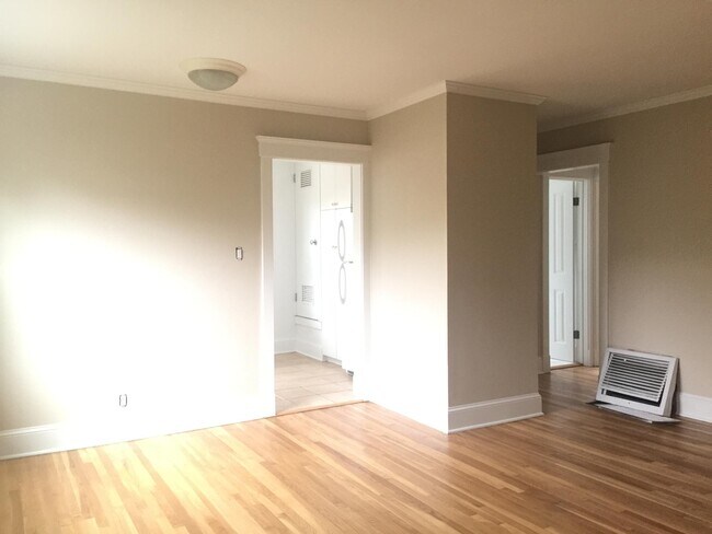 Building Photo - 3825 Sawtelle Blvd