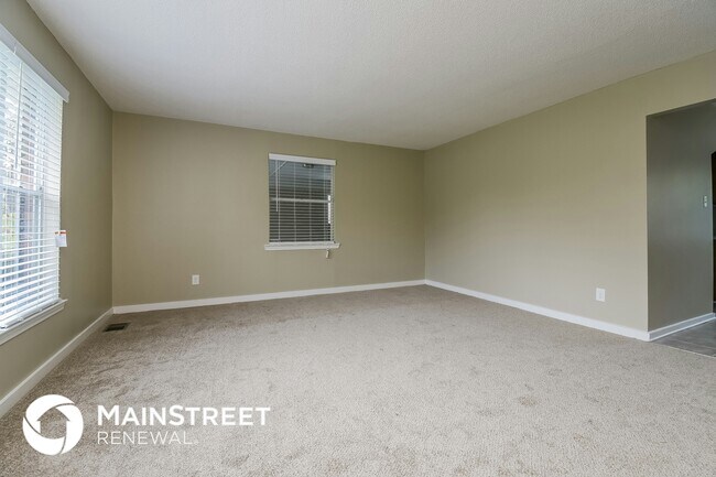 Building Photo - 1004 Delaney Dr