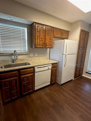 Foto del edificio - 1605 Hartford Dr