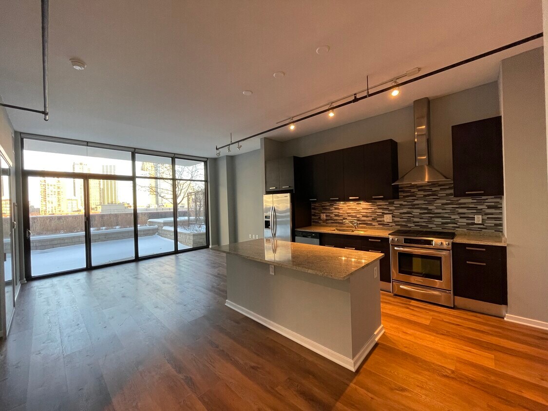Foto principal - 1147 S Delano Ct E