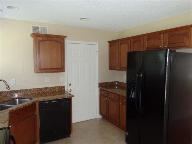 Foto del edificio - 3226 Silver Spur Ct