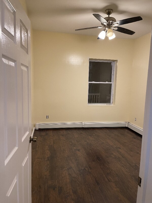 Foto del edificio - 218 Hopkins Ave