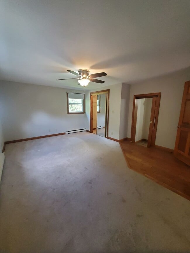 Building Photo - 49 Greenough St
