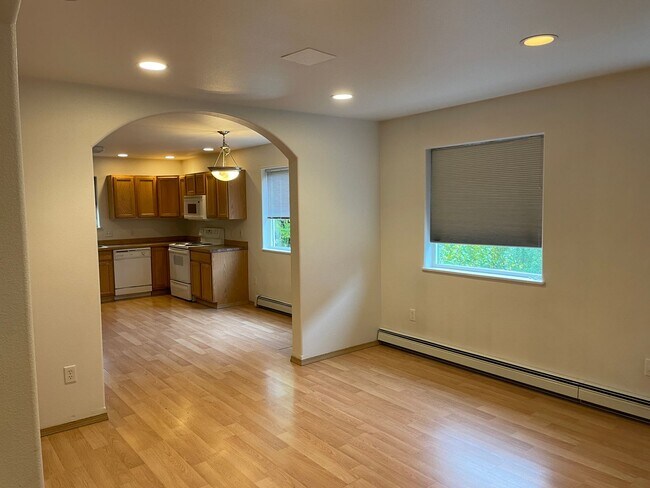 Foto del edificio - 4936 Princeton Dr