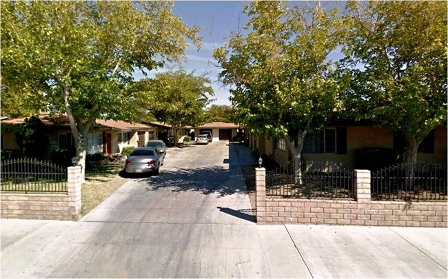 Building Photo - 45030-45040 Spearman Ave