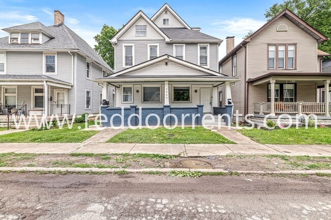 Photo - 2345 N Kenwood Ave Apartment