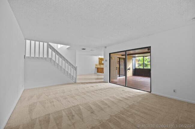 Foto del edificio - 4211 Turnberry Cir