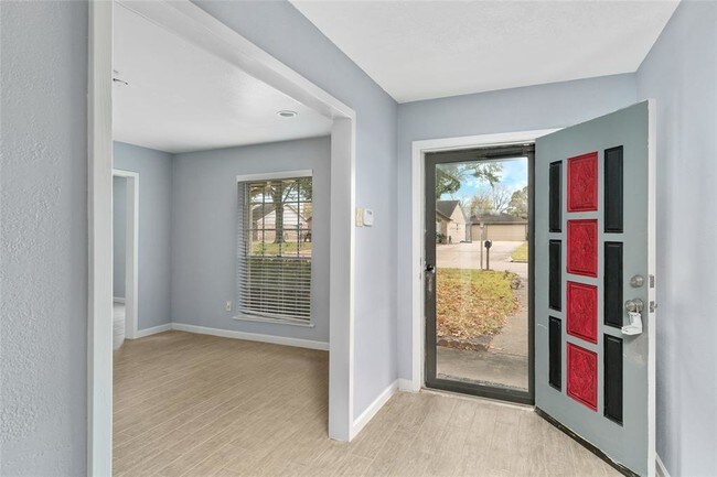 Building Photo - 7122 Bayou Forest Dr