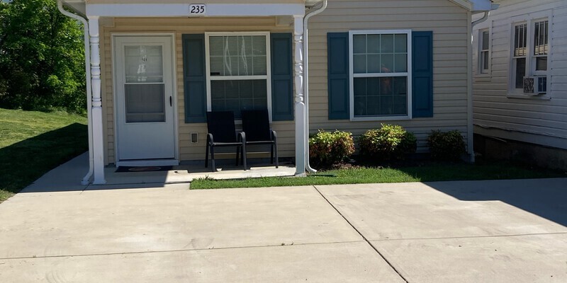 Primary Photo - 3rd Ave. Duplex