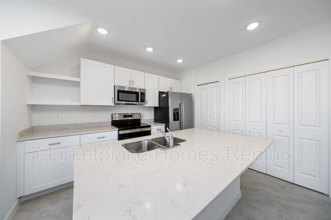 Foto del edificio - 2724 Riverfield Rd