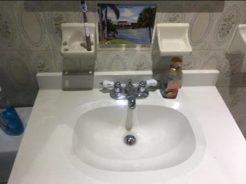 Foto del edificio - 1051 7th Ave N