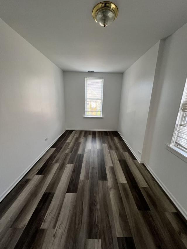 Building Photo - 3 bedroom in Chicago IL 60632