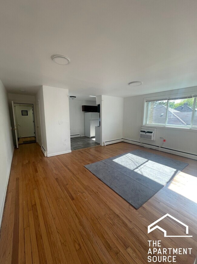 Building Photo - 1408 W Juneway Terrace