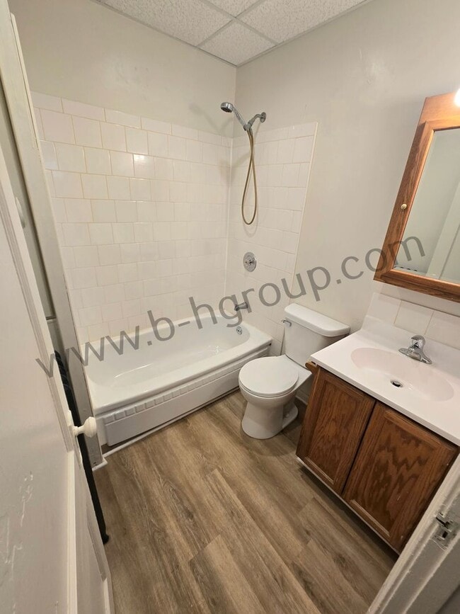 Foto del edificio - 2106 52nd St