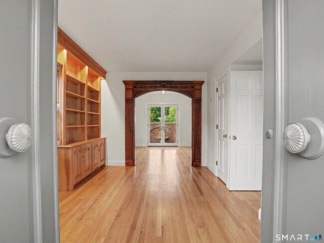 Foto del edificio - 38 W Morgan Ave