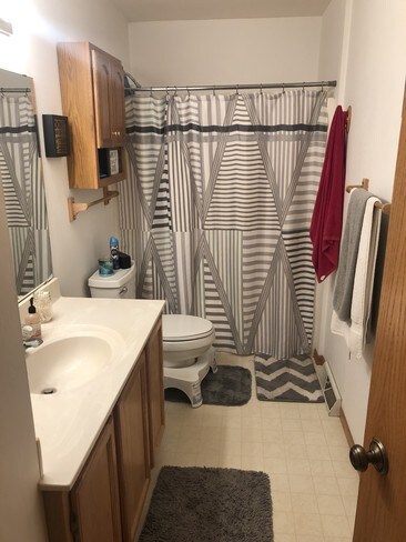 Foto del edificio - 1113 N Windsor Ave