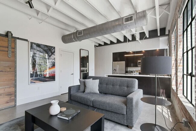 Foto del edificio - 822 Howard Ave