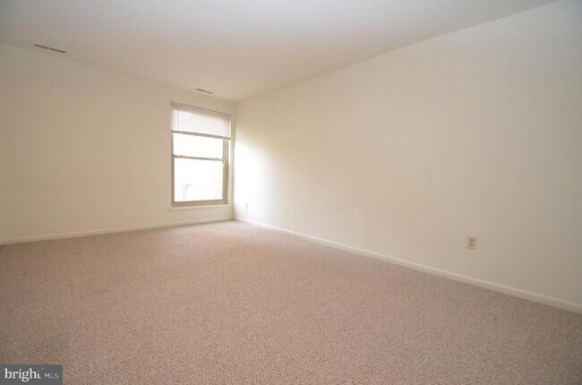 Foto del edificio - 8316 Tobin Rd