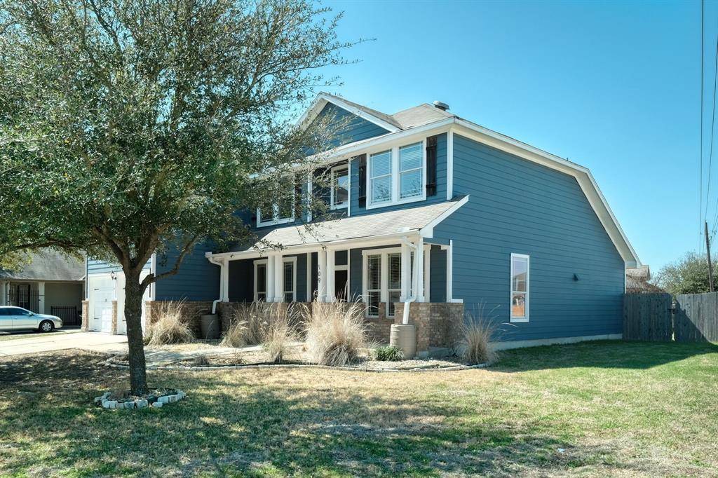 Foto principal - 109 Wimberley St