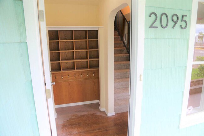 Foto del edificio - Seriously Spacious 5 bed 2 bath 36x20 Shop Garden Shed