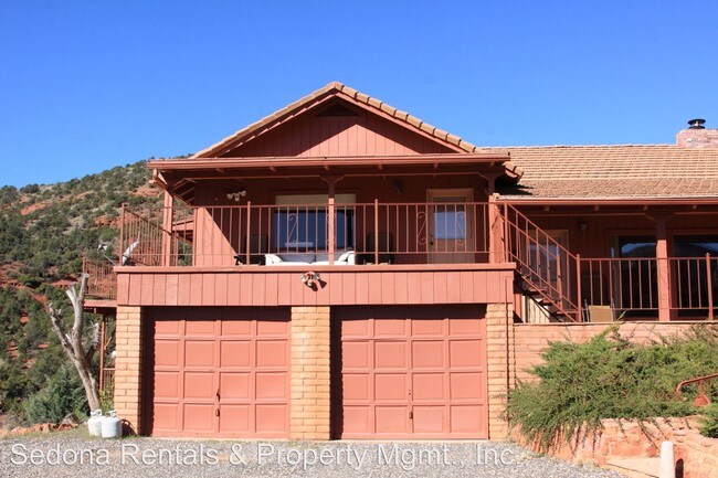 Building Photo - 3 br, 3 bath House - 1700 S. Palisades