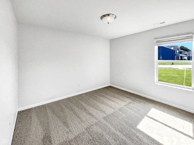 Building Photo - 10112 James Run Dr