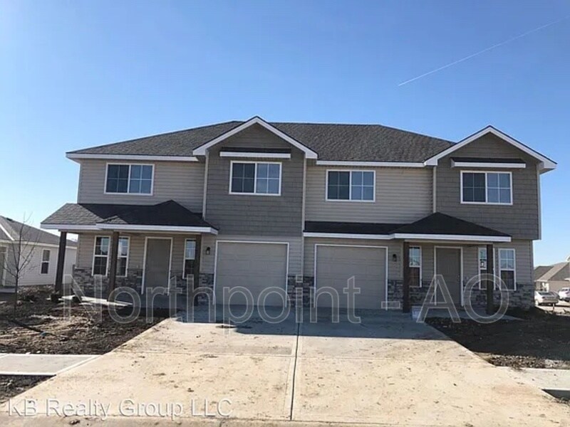 214 SW Sunflower St, Blue Springs, MO 64014 House Rental in Blue