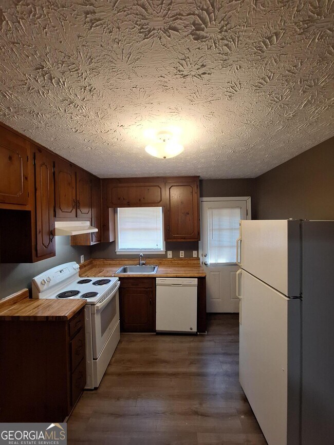 230 Powder Springs St, Hiram, GA 30141 Townhome Rentals in Hiram GA