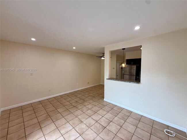 Building Photo - 521 NE 62nd St