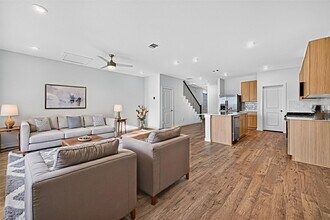 Building Photo - 3518 Mockingbird Ln