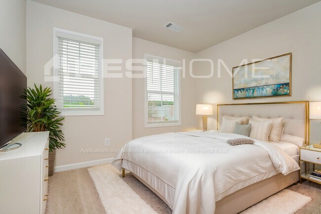 Building Photo - 2721 Porchlight Ct
