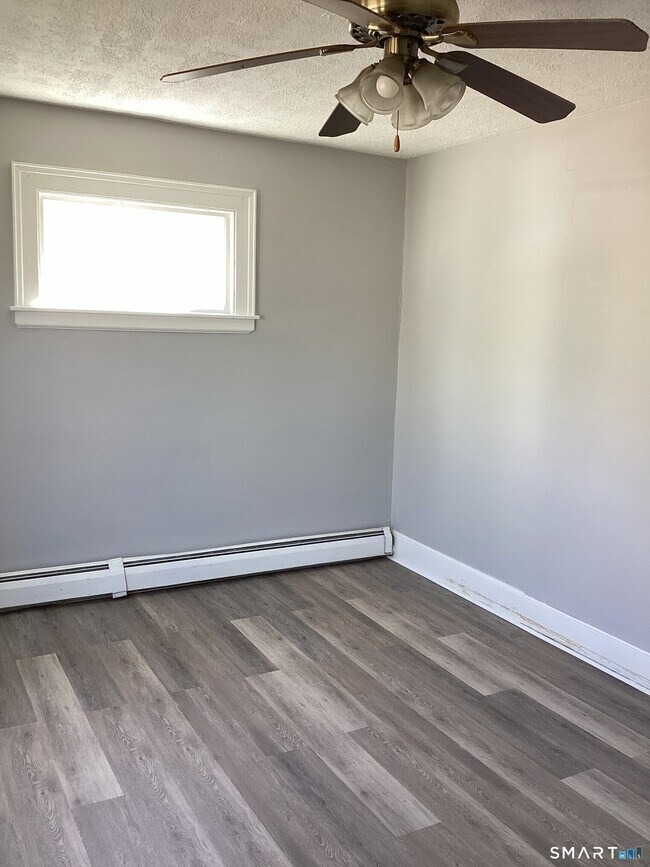 Foto del edificio - 67 Brooklawn St