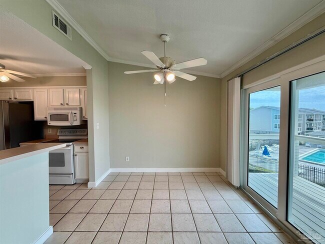 Foto del edificio - 200 Pensacola Beach Rd