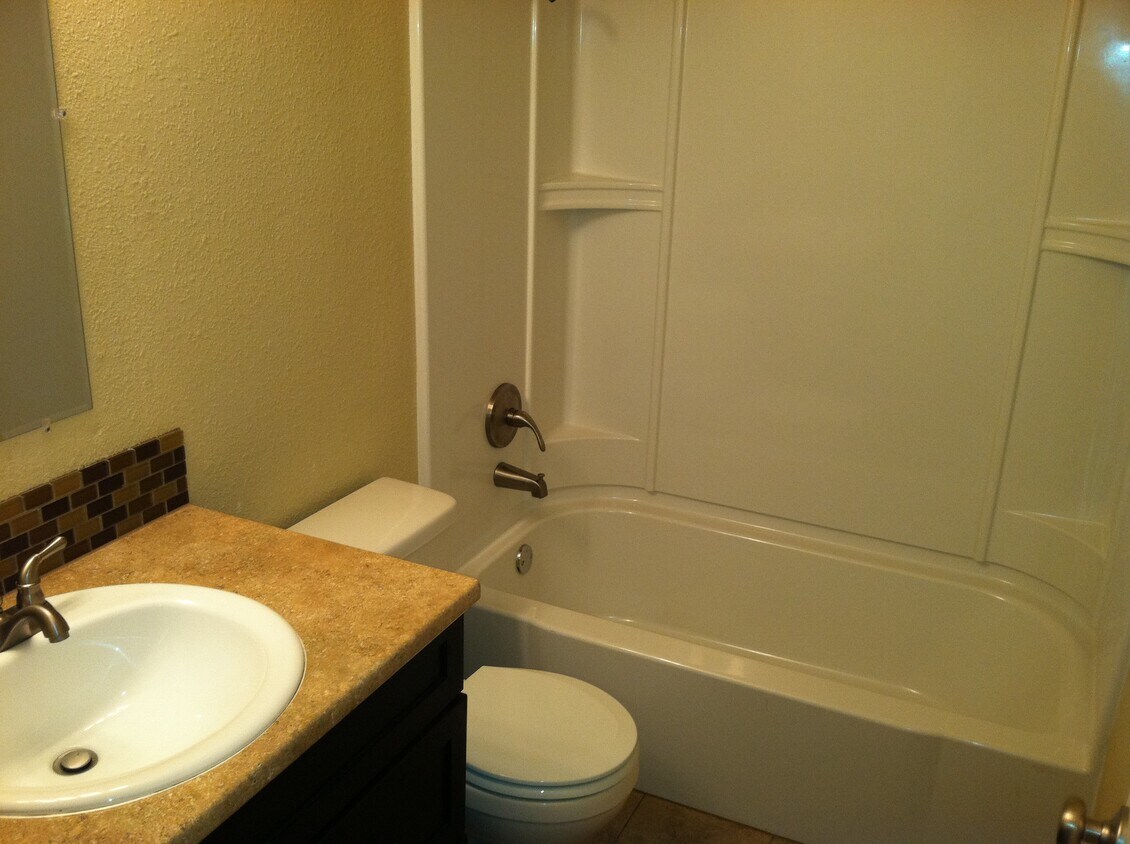 Foto del edificio - 4231 Ocean Beach Hwy