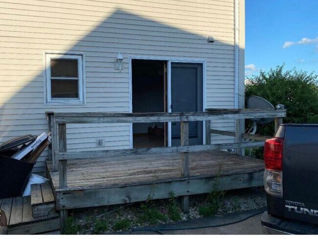 Building Photo - 475 Plum Creek Ct