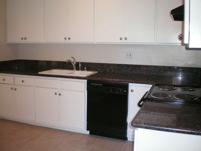 Foto del edificio - Val D'Or Apartments