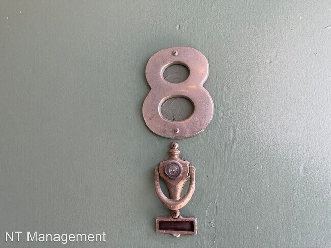 Foto del edificio - 3 br, 2 bath Apartment - 12117 Pacific Ave...