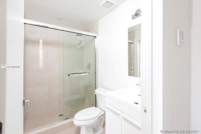 Foto del edificio - 829 SW 18th Ave