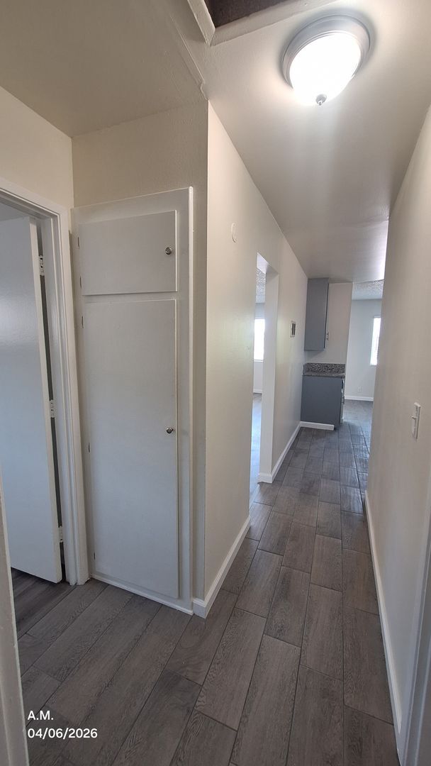 Foto del edificio - 13322 Cordary Ave
