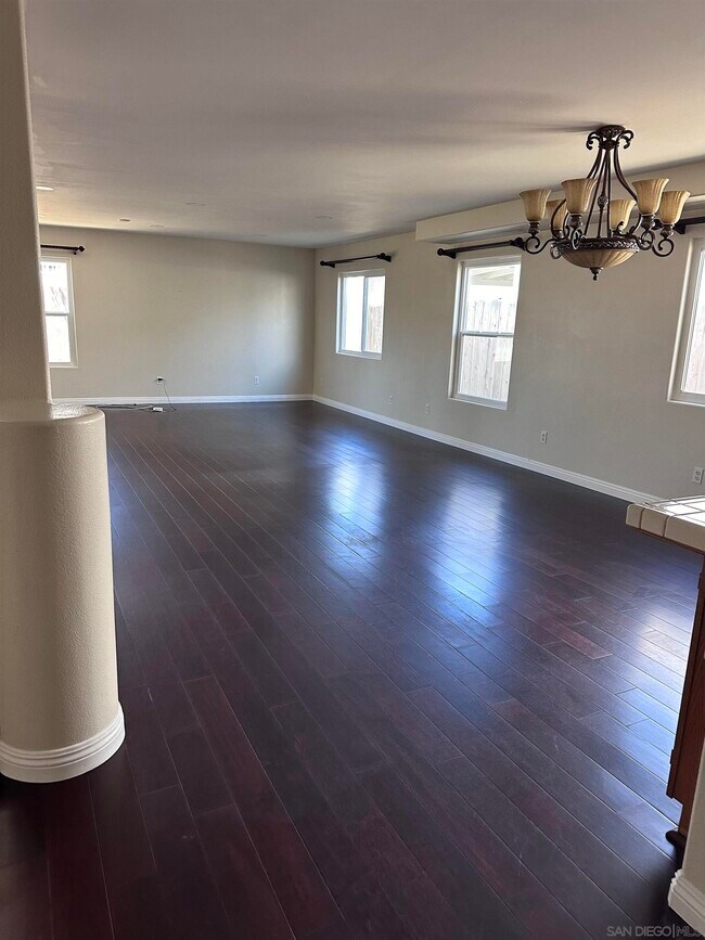 Building Photo - 3922 Caseman Ave