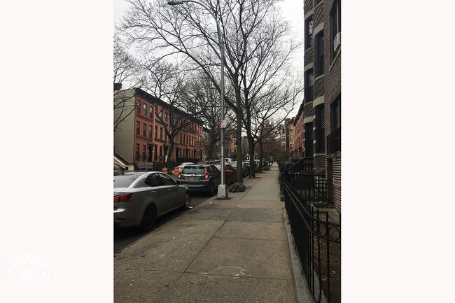 Foto del edificio - 350 7th St