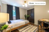 Foto principal - Private bedroom in 6 bed/4 bath Home