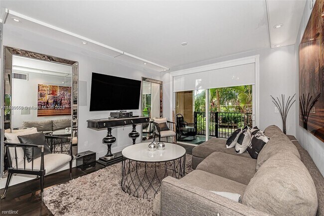 Foto del edificio - 2 br, 2 bath Condo - 17145 N Bay Rd Apt 4106