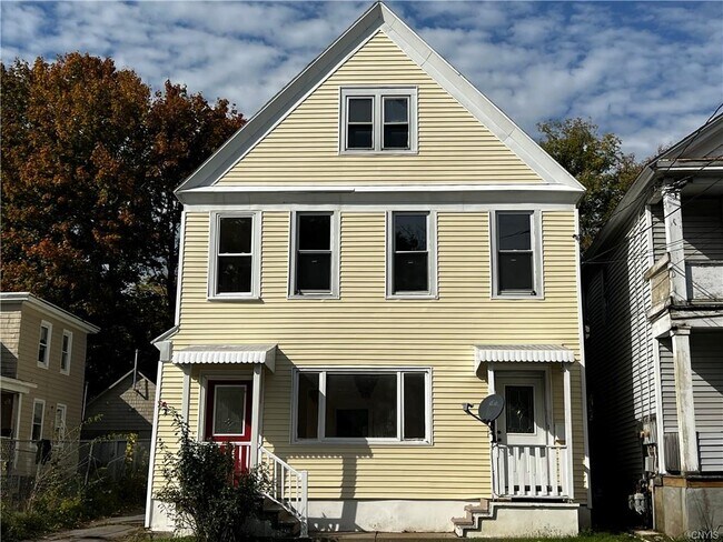Building Photo - 928 Lenox Ave
