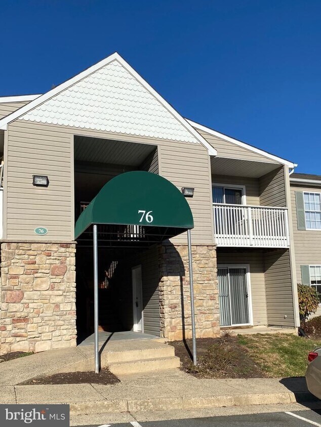76 Red Maple Ct Unit 202, Stafford, VA 22554 Condo for Rent in